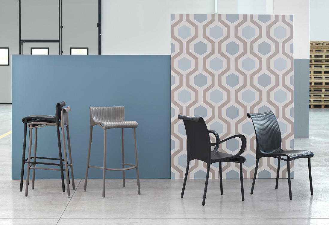 Stühle aus Polypropylen