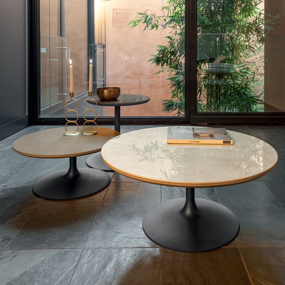 Tavolino da Soggiorno in Metallo e Piano Tondo in Ceramica