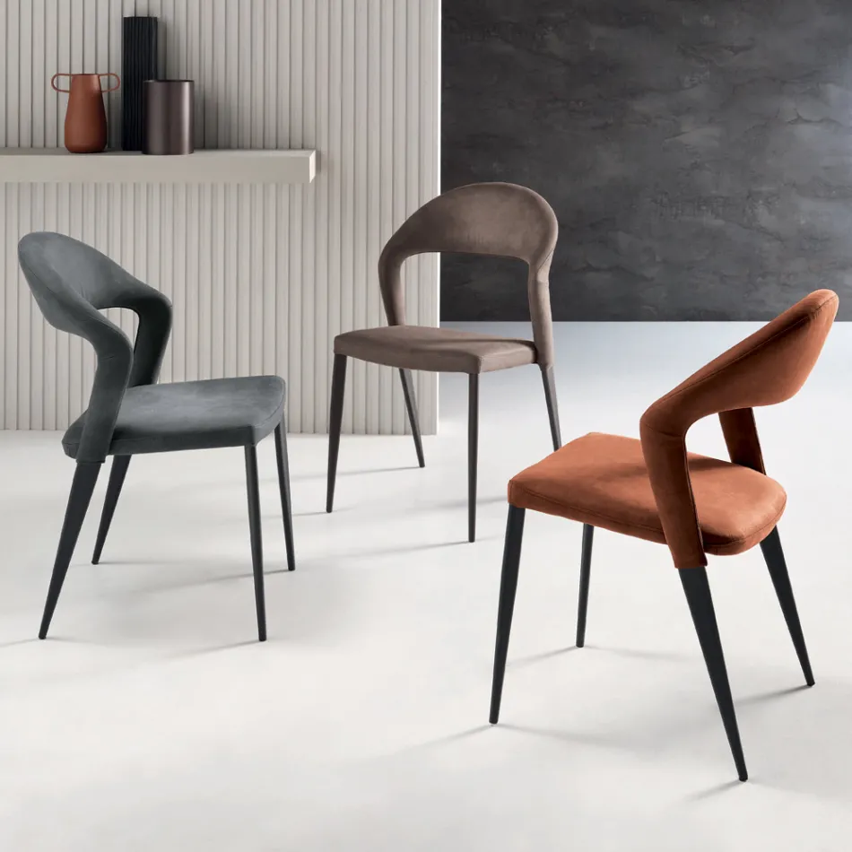 2 Sedie Rivestite in Similpelle Colorata e Base in Metallo Verniciato - Boccaccio Viadurini