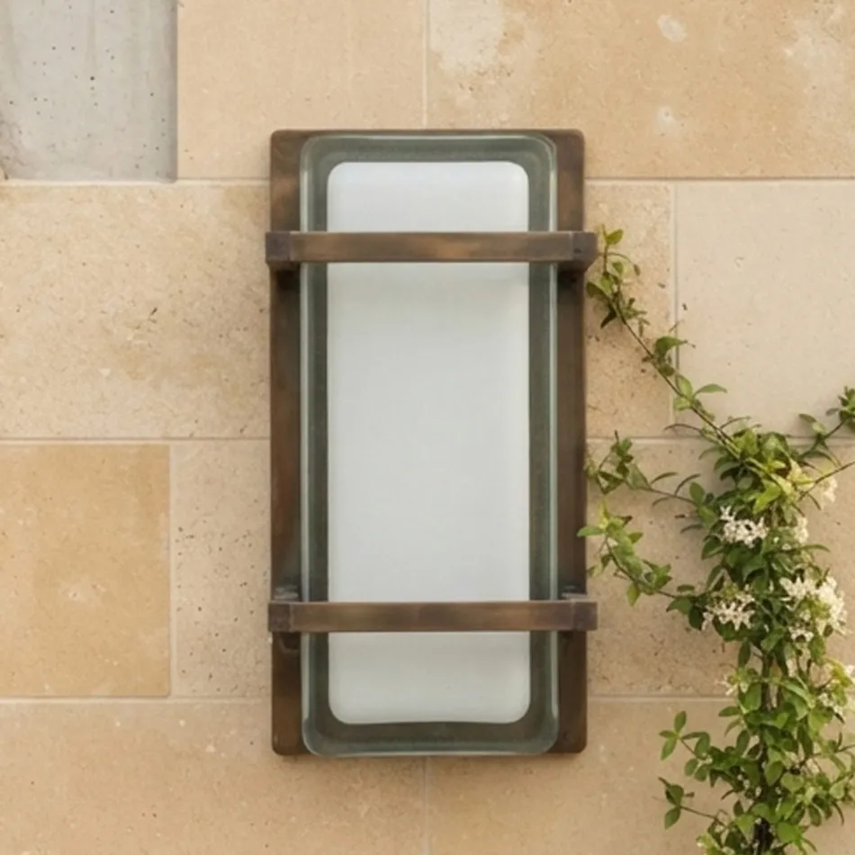Applique da Esterno in Ottone, E27 e Stile Geometrico Made in Italy - Cristallo Viadurini