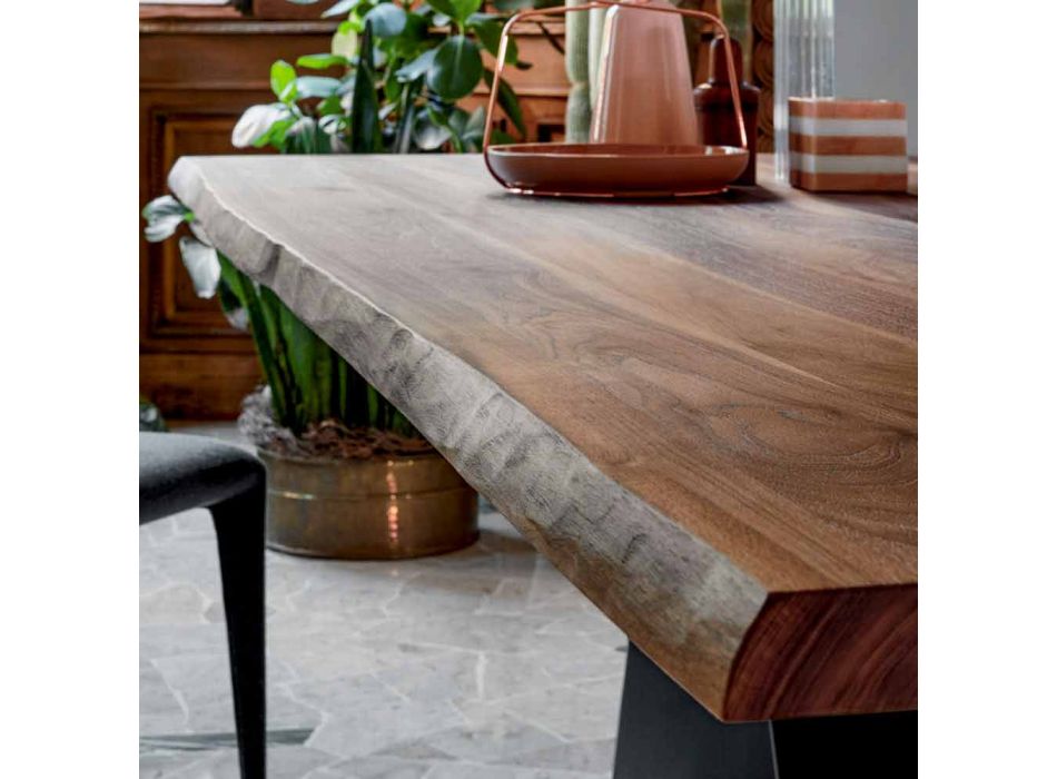 Bonaldo Ax tavolo di design in legno con bordi naturali made in Italy