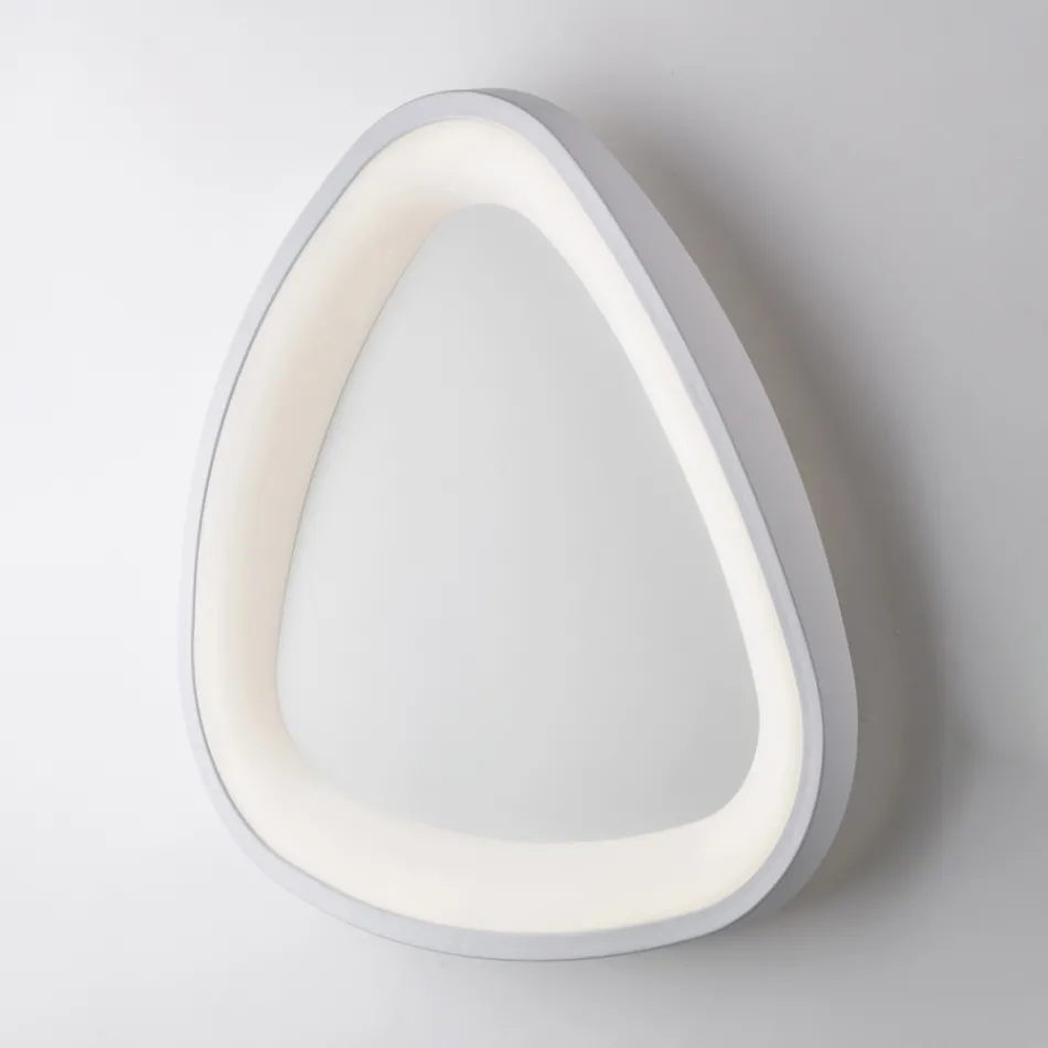 Complemento luminoso in vetro e metallo Made in Italy dal gusto ricercato – Voyager Viadurini