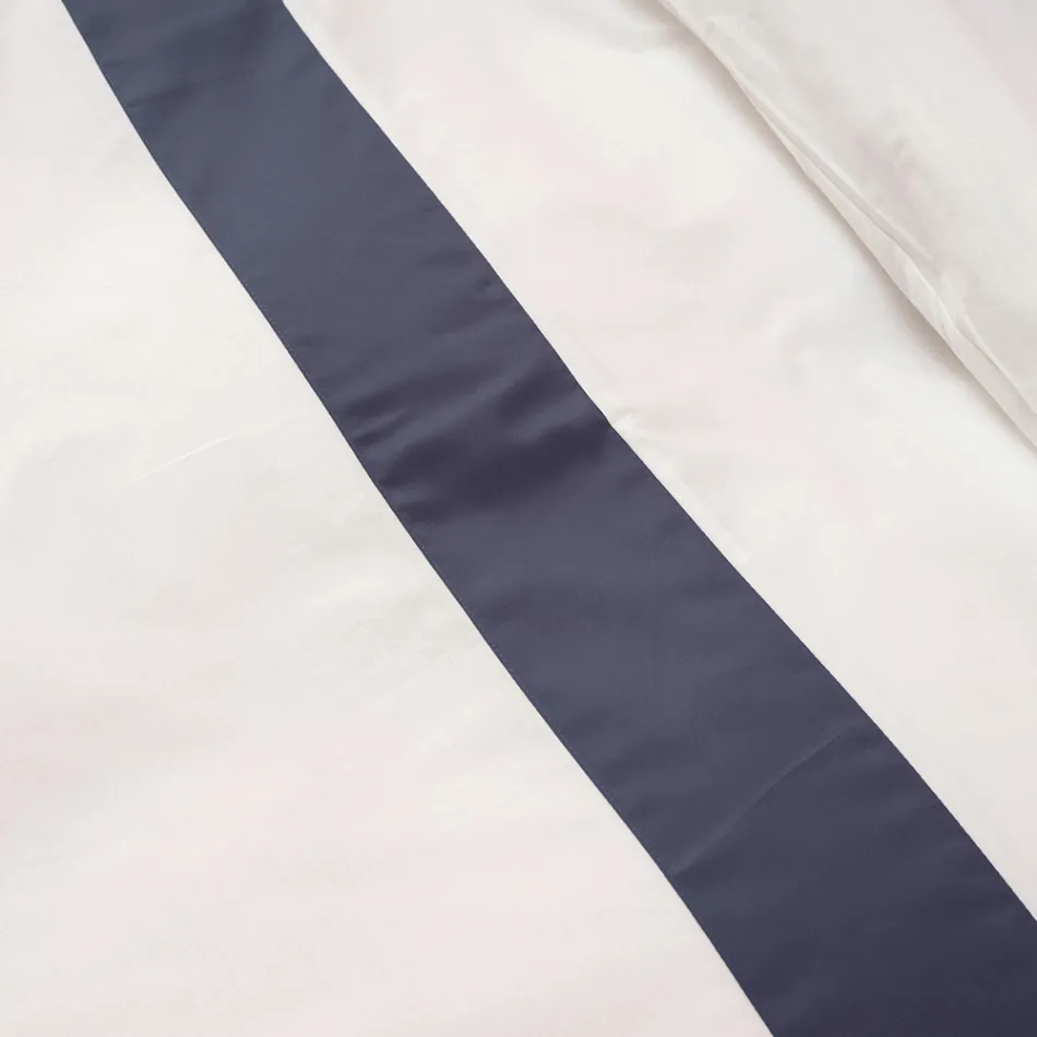 Completo Copripiumino King Size in 100% Cotone e 10% Raso di Cotone - Dettaglio Viadurini