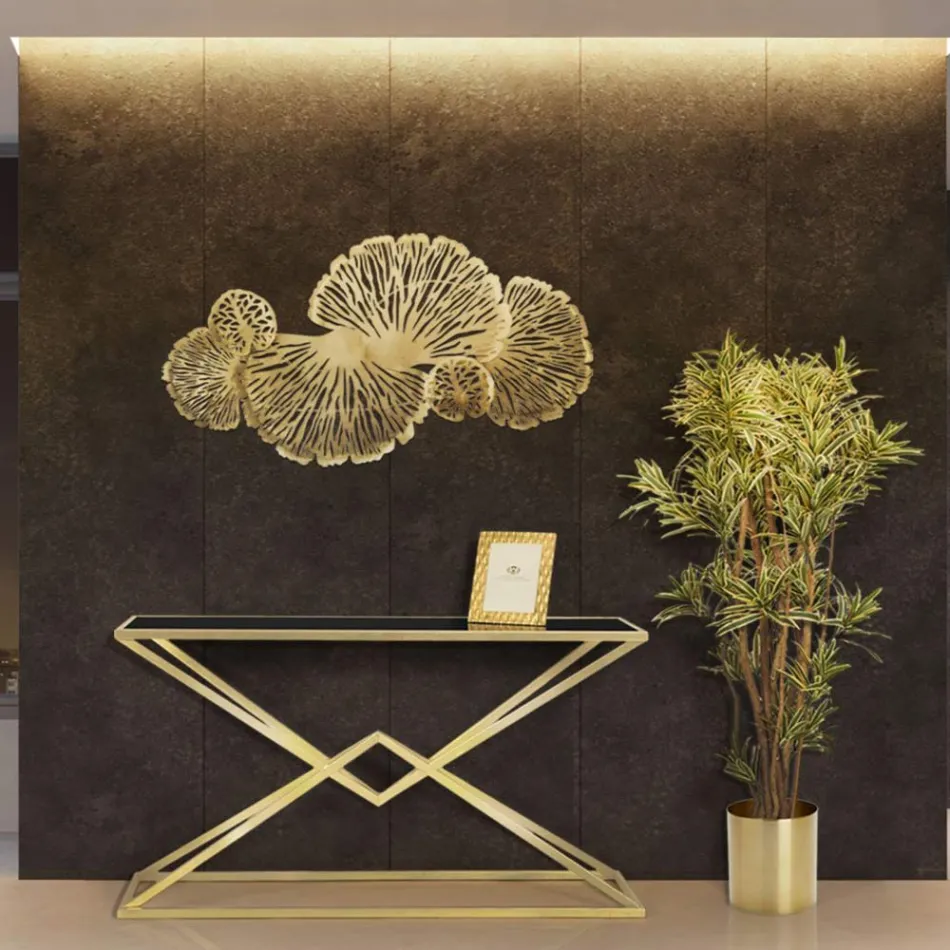 Consolle con Struttura in Metallo Dorato e Piano in Vetro Nero - Eritrea Viadurini