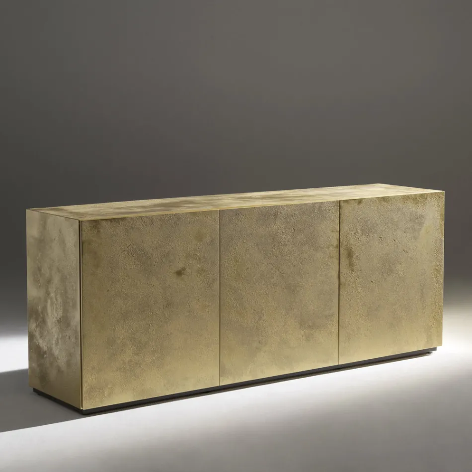 Credenza a 3 Ante e 3 Ripiani Interni IN Legno e MDF - Pesci Viadurini