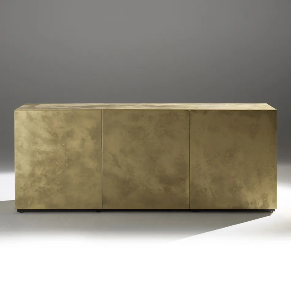 Credenza a 3 Ante e 3 Ripiani Interni IN Legno e MDF - Pesci Viadurini