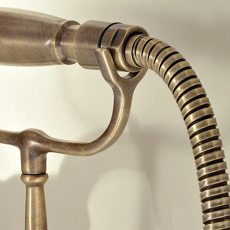 Gruppo Vasca Stile Classico in Ottone e Maniglie a Farfalla - Miriano Viadurini