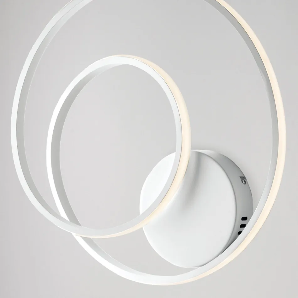 Illuminazione in vetro e metallo Made in Italy per creare atmosfere eleganti – Hubble Viadurini