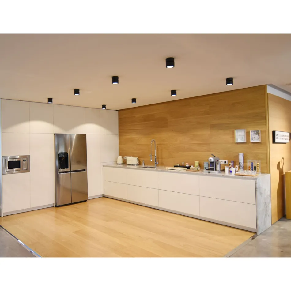 Lampada da Parete Led 14W per Interni in Alluminio Bianco o Nero - China Viadurini