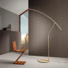 Lampada da Terra in Metallo Verniciato in Diversi Colori e LED Dimmerabile - Acero Viadurini