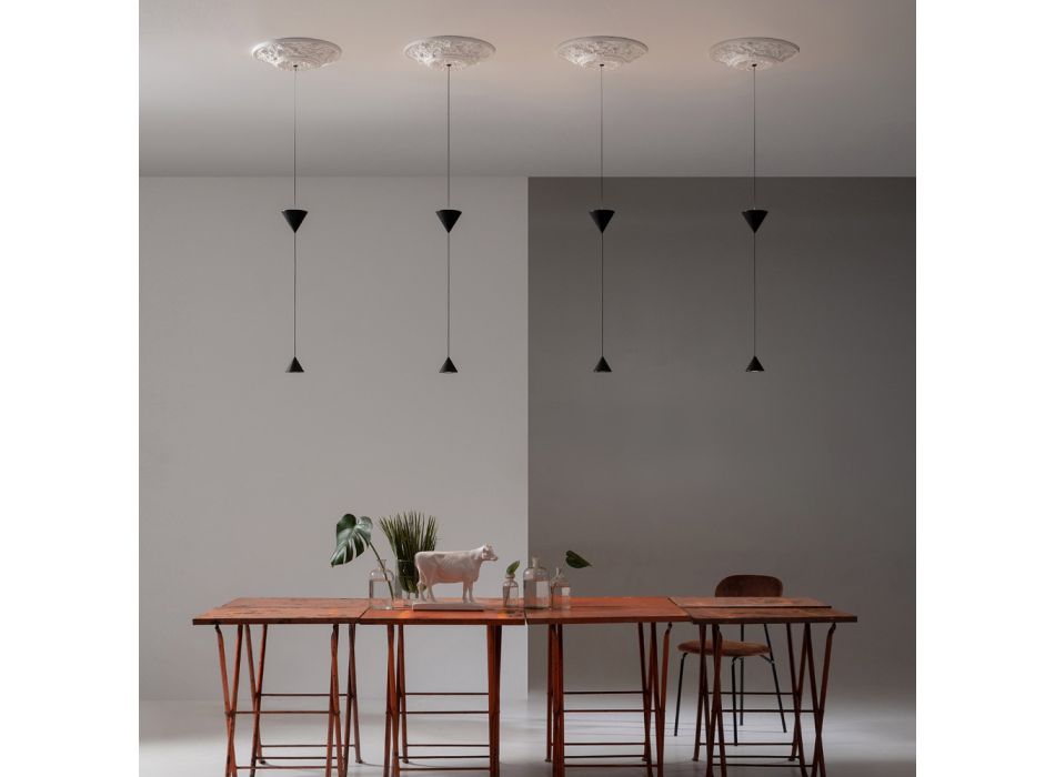 Lampada Sospesa di Design in Gesso bianco e Alluminio Nero 2 Coni - Tesera Viadurini