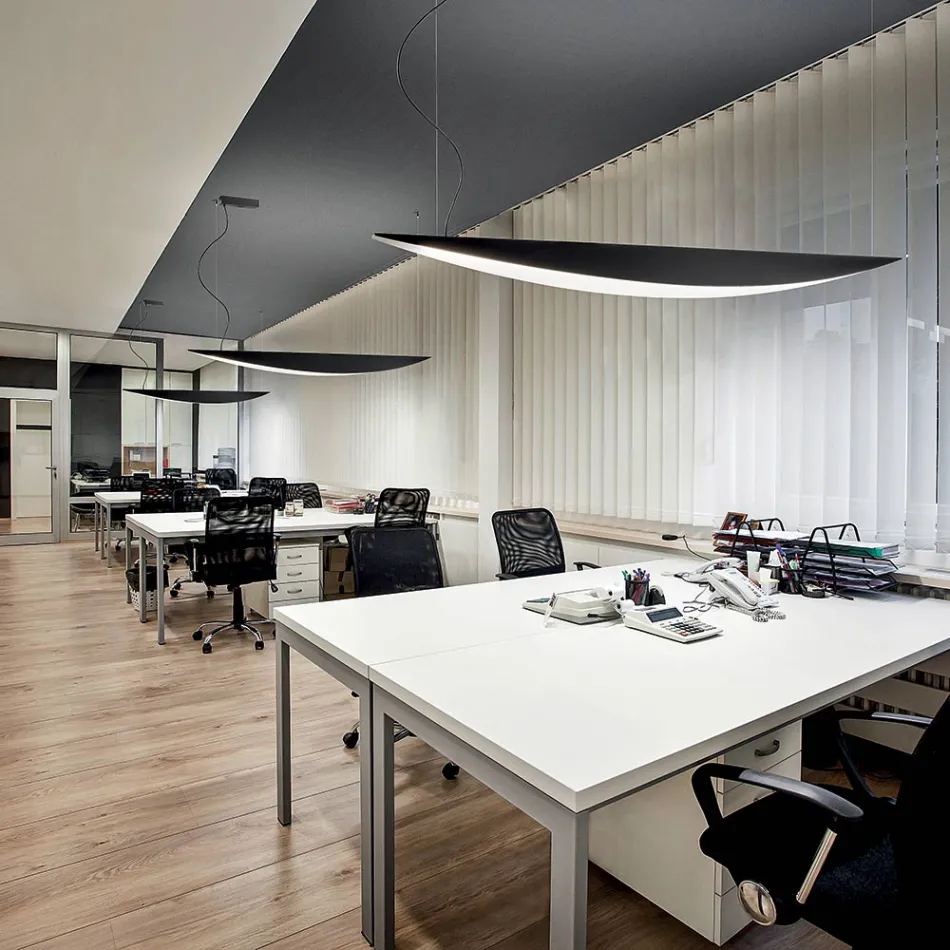 Lampadario Realizzato in Alluminio Riciclabile di Diversi colori - Mila Viadurini