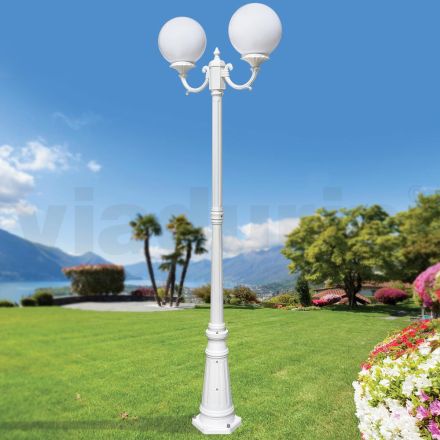 Lampione Alto 212 cm in Acrilico e Alluminio Bianco Made in Italy - Trovabianco Viadurini