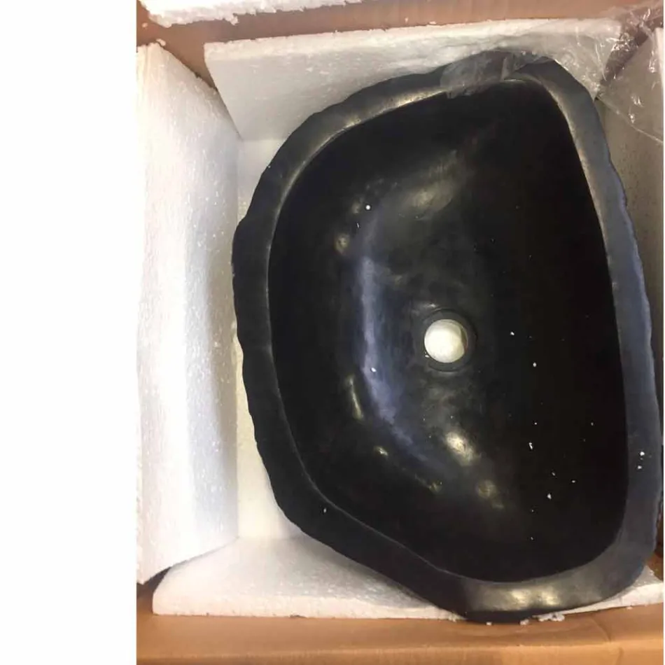 Lavabo da appoggio pezzo unico in basalto Hassan Viadurini