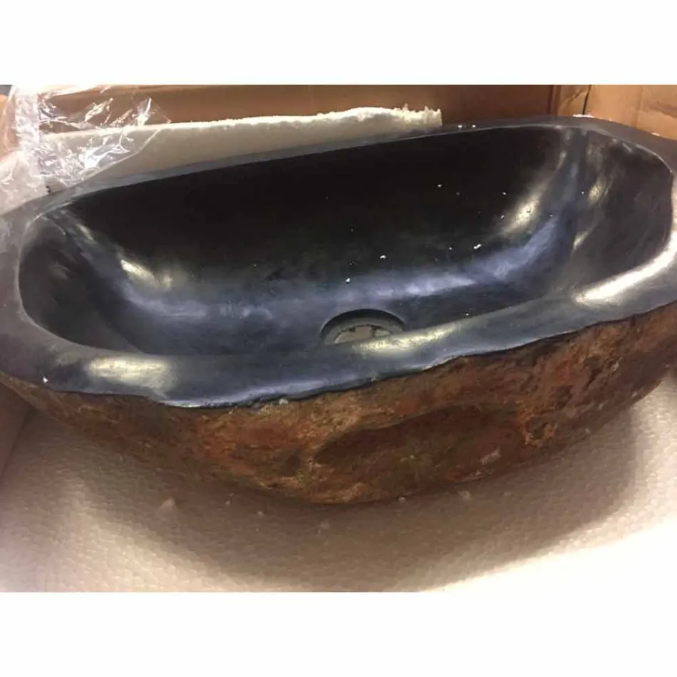 Lavabo da appoggio pezzo unico in basalto Hassan Viadurini