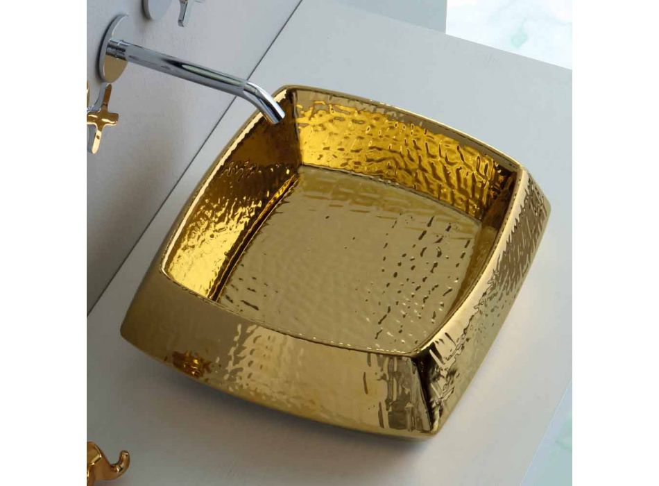 Lavabo in ceramica oro da appoggio moderno prodotto in Italia Simon Viadurini