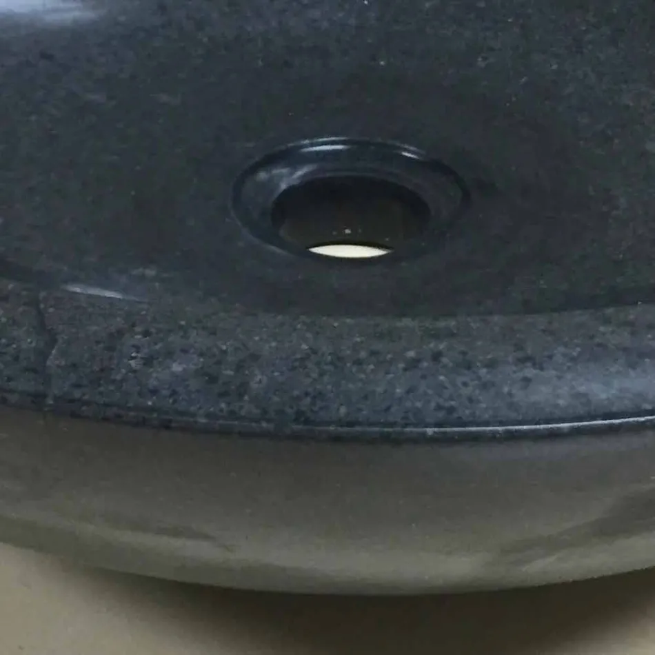 Lavabo per bagno da appoggio di design in pietra naturale nera Ziva Viadurini