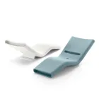 Lettino da Esterno Realizzato in Polietilene di Diversi Colori - Bollo Viadurini