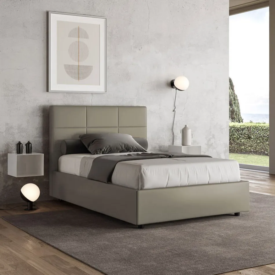 Letto 120x200 cm con Testata a Rettangoli in Similpelle Made in Italy - Brina Viadurini