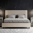 Letto 160x200 cm con Testata Decorata con Linee Verticali Made in Italy - Pattini Viadurini