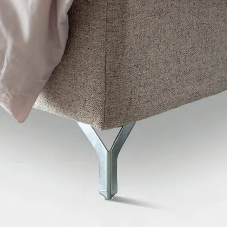 Letto Matrimoniale 160x190 con Testata a Balza Perimetrale e Bottoni - Riposo Viadurini