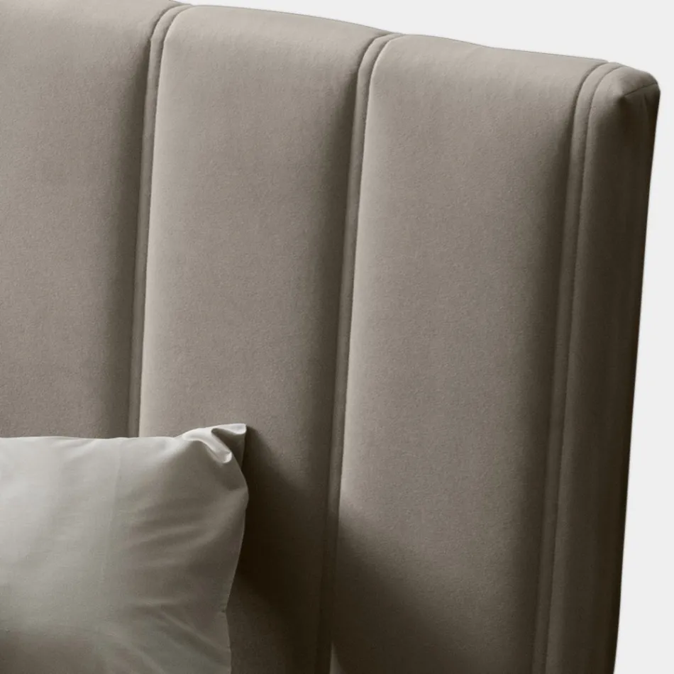 Letto Matrimoniale 160x190 con Trapuntatura a Fasce Larghe Verticali - Magan Viadurini