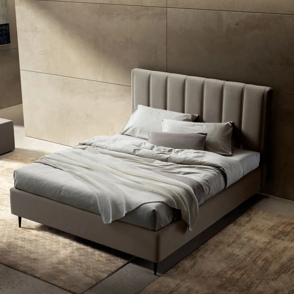 Letto Matrimoniale 160x190 con Trapuntatura a Fasce Larghe Verticali - Magan Viadurini