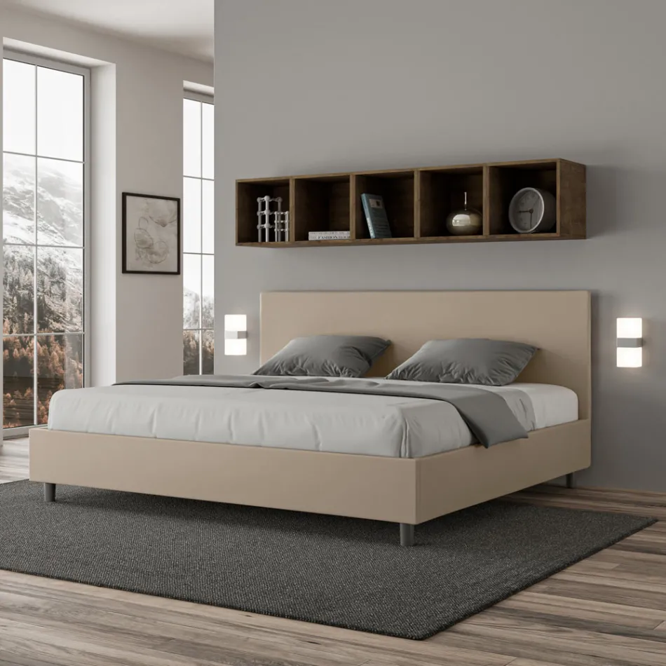 Letto Matrimoniale 200x200 cm con Testata in Similpelle Made in Italy - Pallone Viadurini