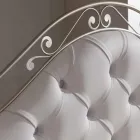 Letto matrimoniale imbottito realizzato a mano in ferro pieno Gracie Viadurini