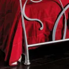 Letto matrimoniale in ferro artigianale con gambe coniche Zoe Viadurini