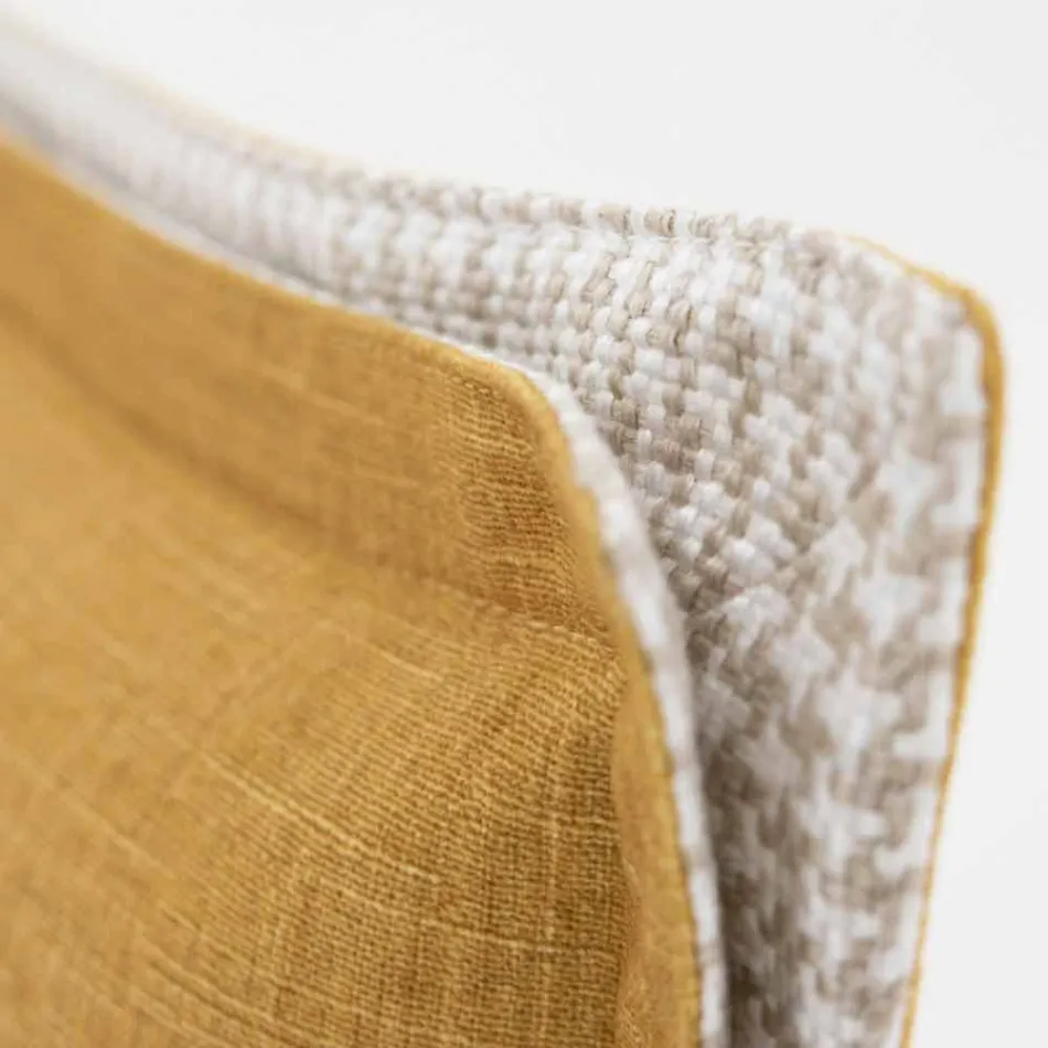 Letto Matrimoniale in Tessuto con Piedini in Metallo Made in Italy - Glorio Viadurini