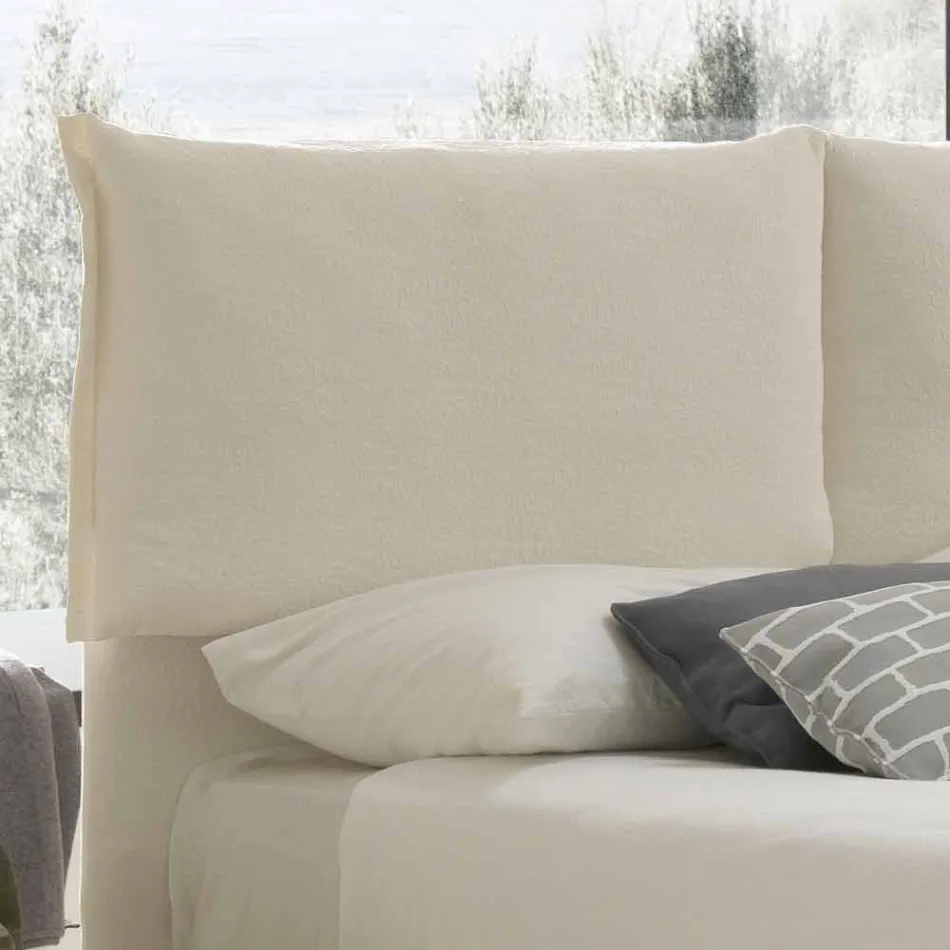 Letto matrimoniale moderno, basamento sottile, Iorca by Bolzan Viadurini