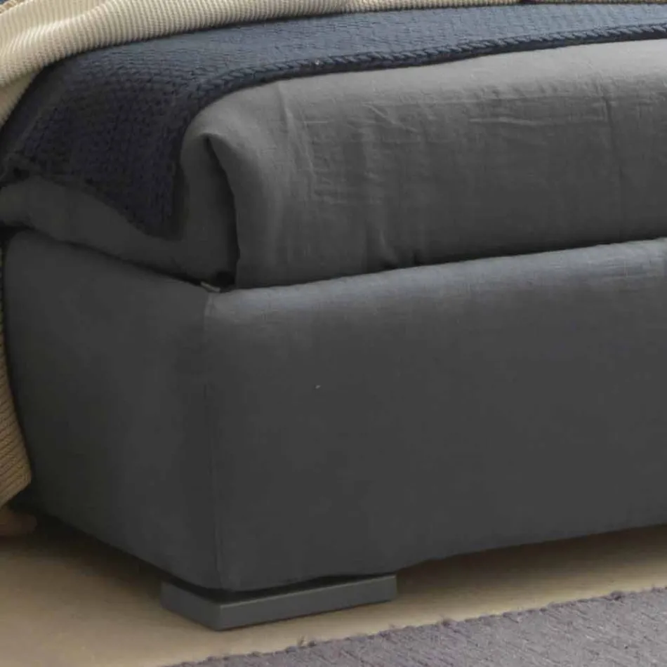 Letto matrimoniale senza box, design contemporaneo, Iorca by Bolzan Viadurini