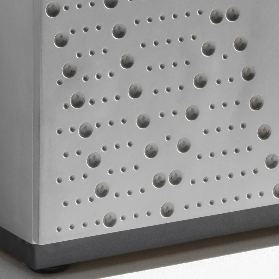 Madia con 3 Ante e 3 Ripiani interni Decoro Alluminio Fonderia - Scorpione Viadurini