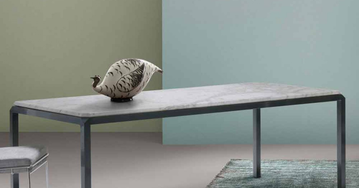 Tavolo in marmo di moderno design Bebop realizzato in Italia
