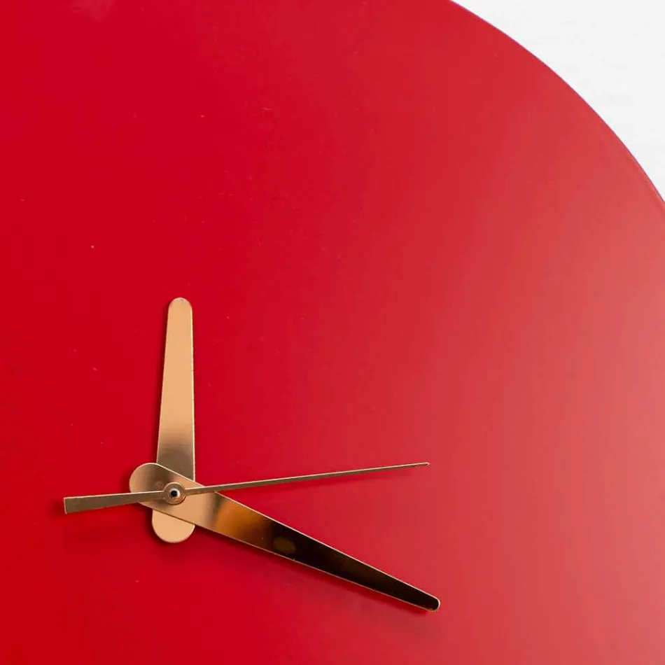 Orologio a Muro Rosso dal Design Italiano Rotondo e Moderno in Legno - Callisto Viadurini