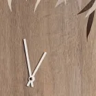 Orologio da Parete in Legno Rovere o Lavagna Inciso a Laser Design Tondo - Kanno Viadurini