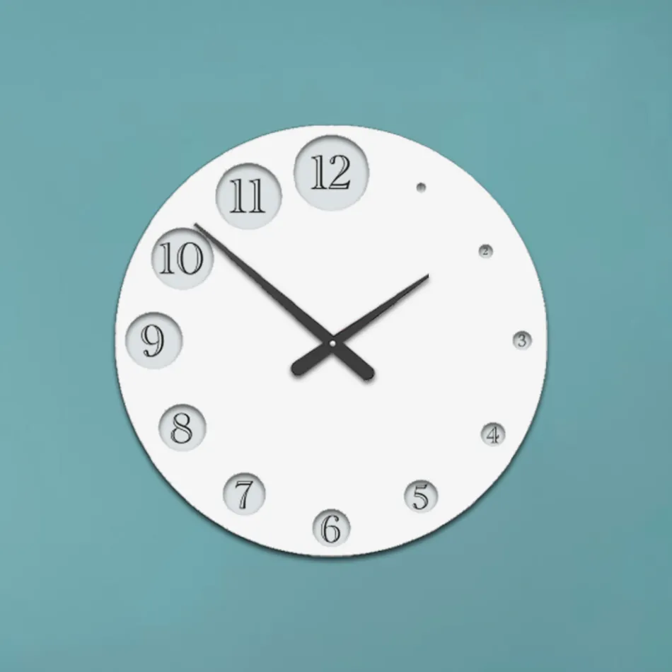 Orologio in Legno con Numeri a Ingrandimento Graduale Made in Italy - Kenya Viadurini