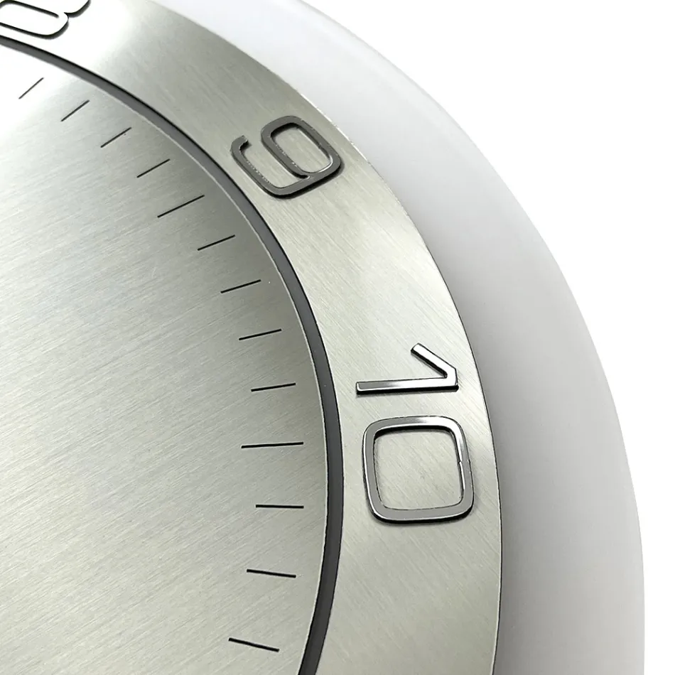 Orologio moderno da muro modello Dininho Viadurini