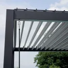 Pergola in Alluminio con Tetto Orientabile Tramite Manovella - Eolo Viadurini