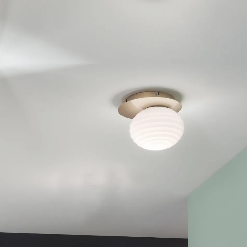 Plafoniera Applique in Vetro Soffiato con Struttura in Metallo - Rondine Viadurini