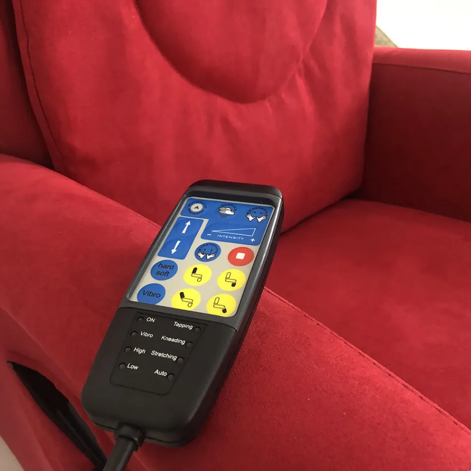 Poltrona alzapersona 2 motori con massaggio shiatsu made in Italy Bria Viadurini
