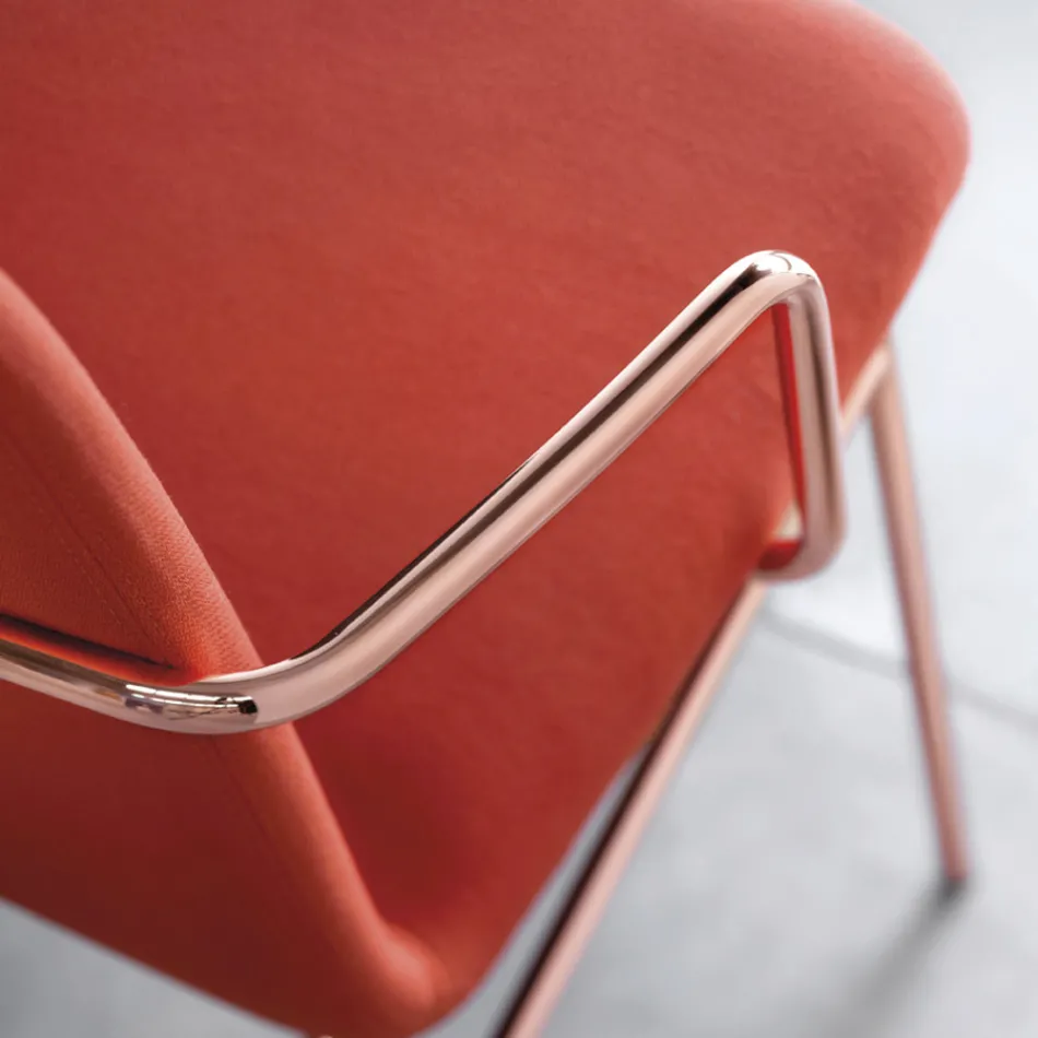 Poltrona Colorata di Lusso in Tessuto con Base in Metallo Made in Italy - Molde Viadurini