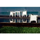 Poltrona da giardino di design Solid by Vondom, in polipropilene Viadurini