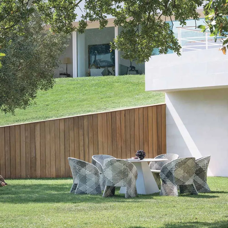 Poltrona da Giardino in Fibra Sintetica Colorata Intrecciata – Maat by Varaschin Viadurini