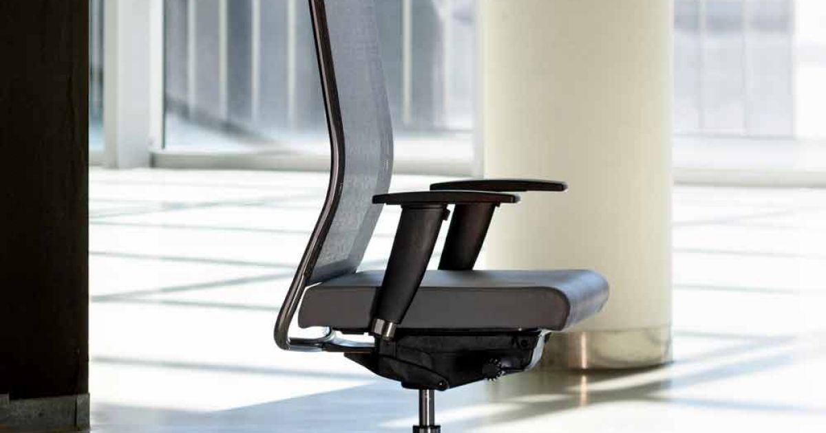 TopJob Aura Sedia Ufficio Ergonomica: Schienale Alto In Rete, Poggiatesta E Poggiapiedi, Supporto Lombare Regolabile