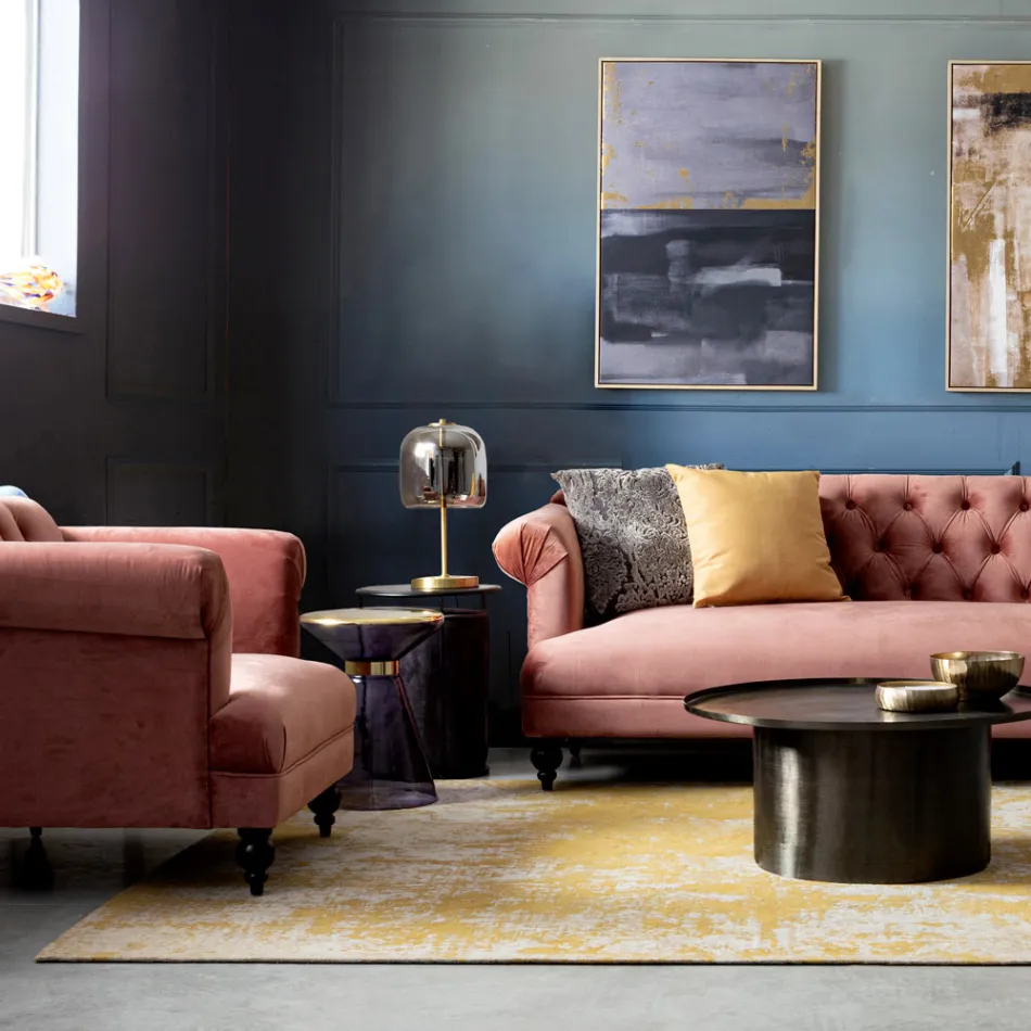 Poltrona Design Classico in Legno e Effetto Velluto Grigio o Rosa - Sanny Viadurini