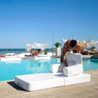 Poltrona galleggiante Trona Luxury bianca di design, made in Italy Viadurini