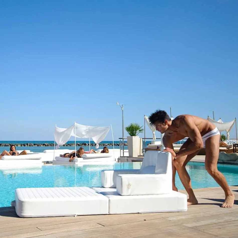 Poltrona galleggiante Trona Luxury bianca di design, made in Italy Viadurini