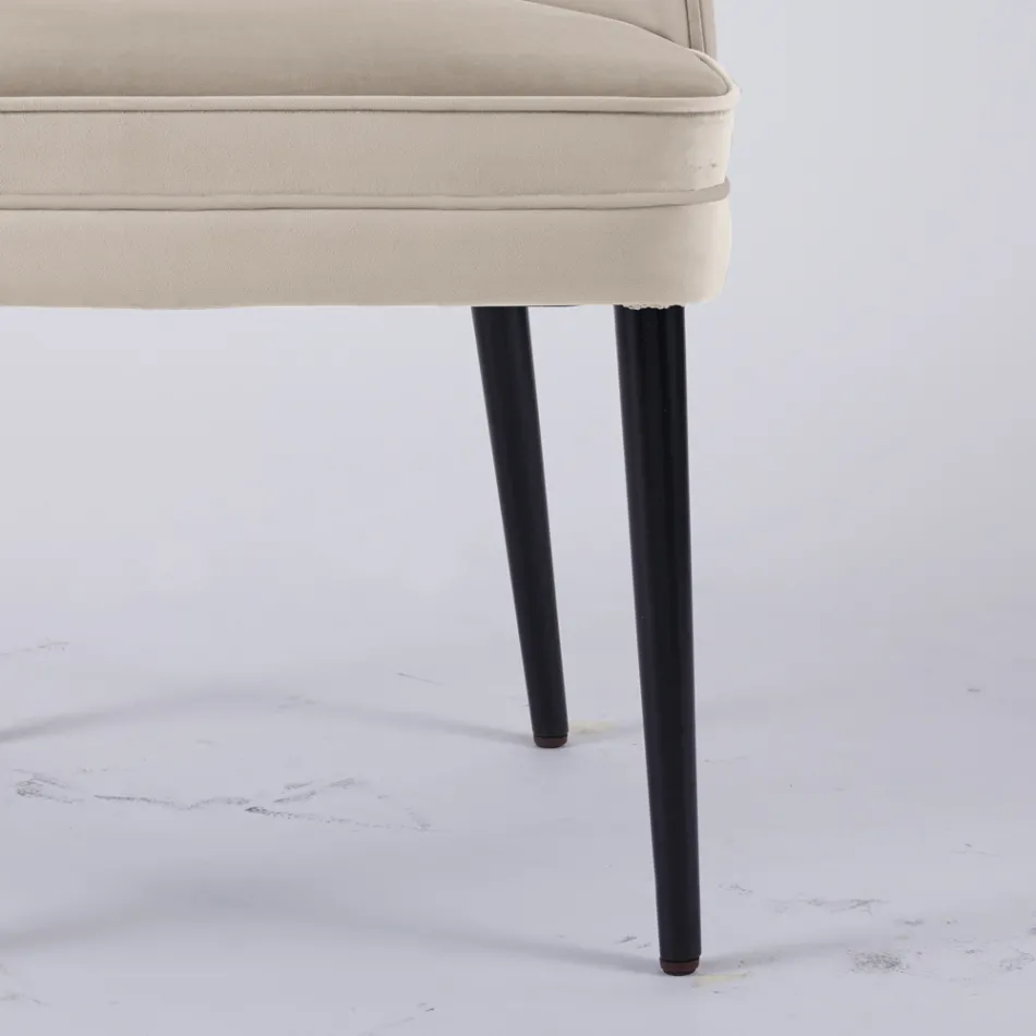 Poltroncina da Soggiorno in Diversi Tessuti con scocca in Legno - Edgar Viadurini